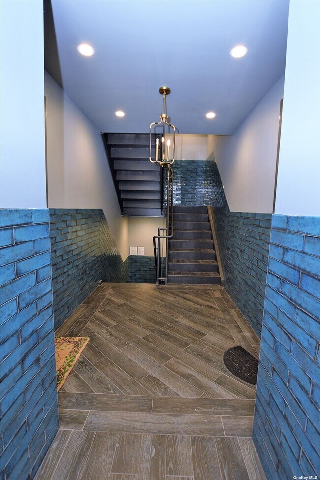 Building Photo - 48-54-54 46th St