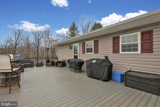 Building Photo - 118 Crystal Ridge Rd