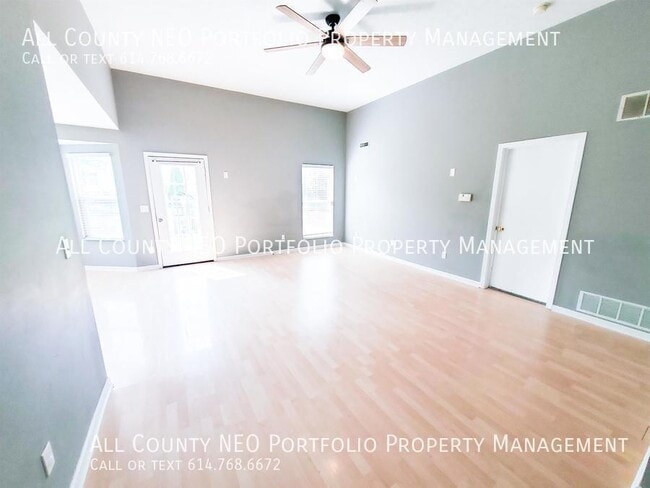 Building Photo - 3141 Hines Rd