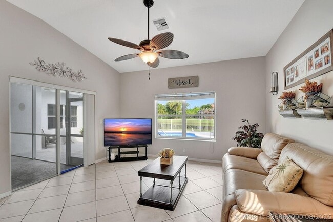 Building Photo - 11723 Waterbend Court