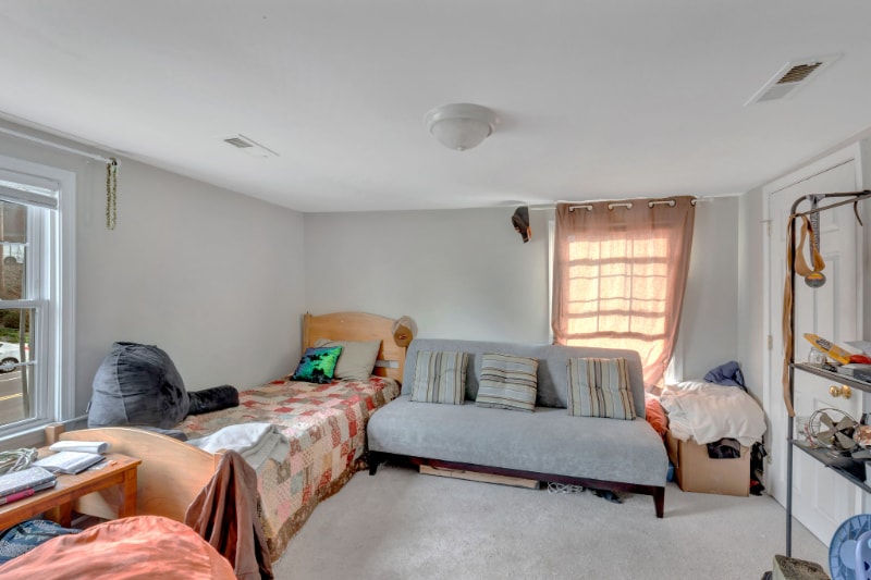 Building Photo - 922 Monticello Ave