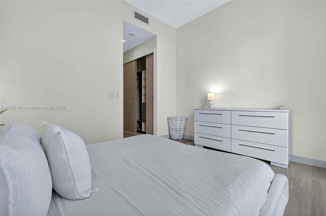 Building Photo - 55 SW 9th St