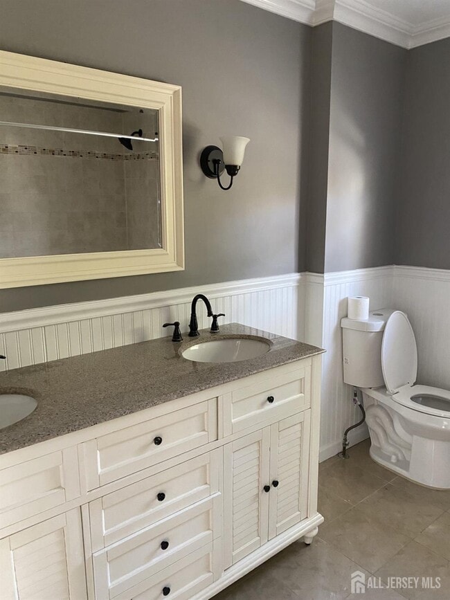 Building Photo - 645 Kimball Ave