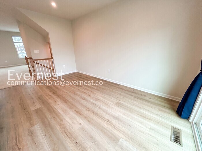Building Photo - 8808 Stevenson Ln