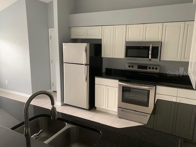 Building Photo - 2608 Brookshire Ct