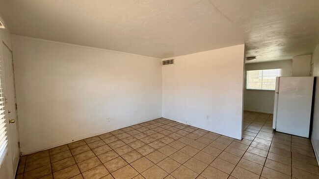 Building Photo - 7532 N 21st Ave