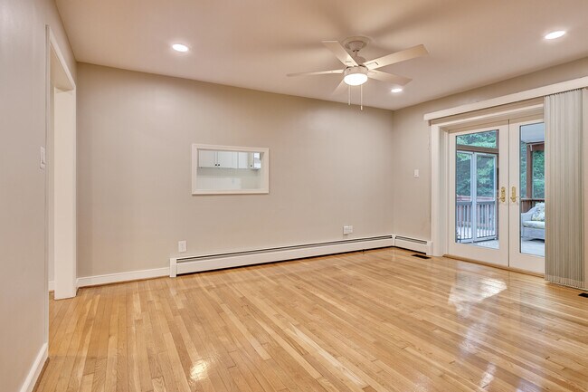 Family Room with passthrough to kitchen - 114 Richards Rd