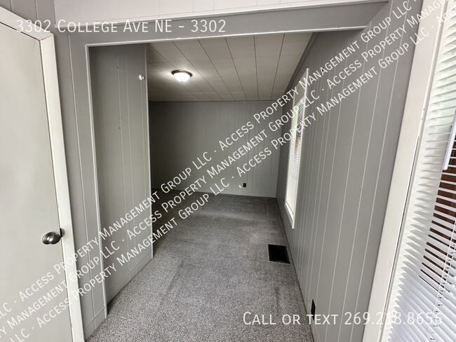 Building Photo - 3302 College Ave NE