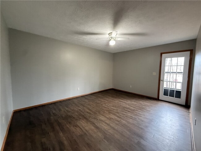 Building Photo - 3601 Antique Ct