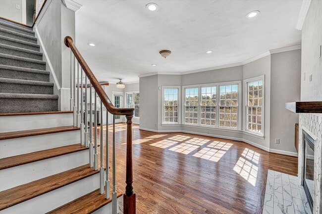 Building Photo - 1147 Belcroft Court