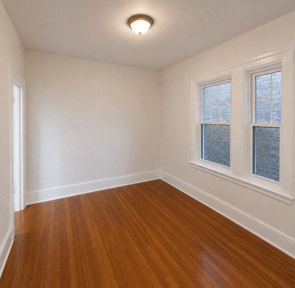 Building Photo - 217 51st St
