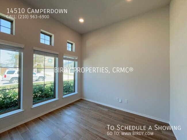 Building Photo - "Spacious 4-Bedroom Haven with 3 Full Bath...