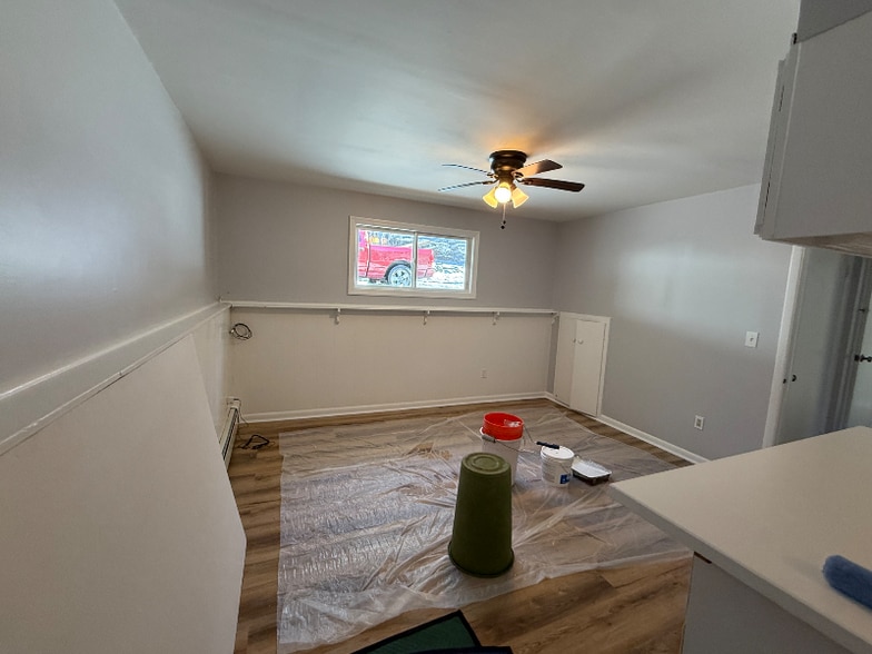 Building Photo - 51 Dixon Rd