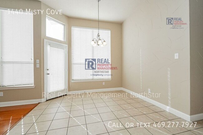 Building Photo - 1440 Misty Cove Dr