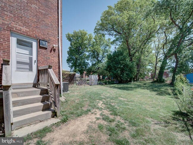Building Photo - 2611 Keating St