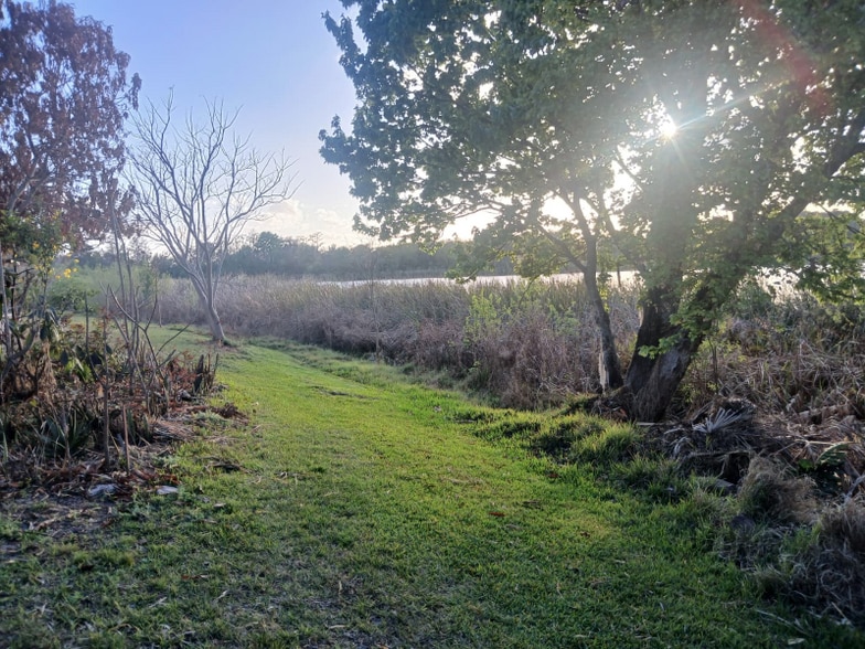 Building Photo - 4308 Aqua Vista Dr