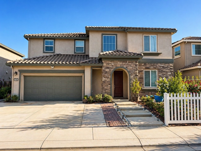 Building Photo - 2345 Raphael Way
