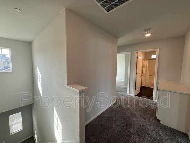 Building Photo - 709 Ephesus Ave