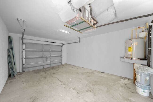 Building Photo - 2033 Andalusia Blvd