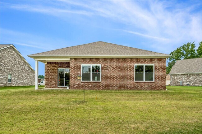 Building Photo - 4786 Barrett Oaks Dr