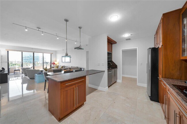 Building Photo - 201 Crandon Blvd