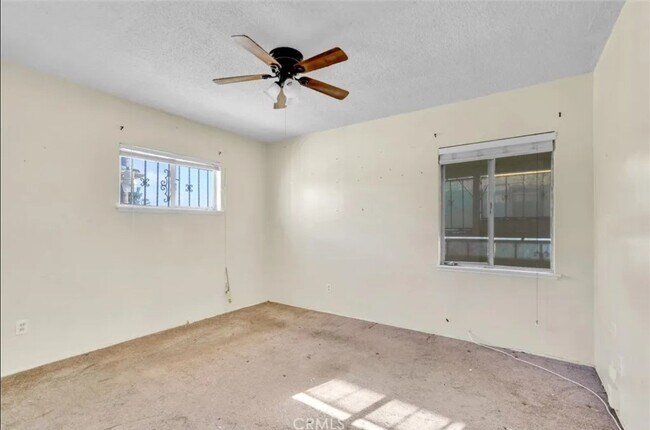Building Photo - 1105 W 156th St