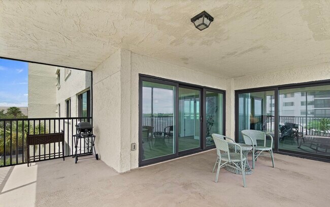 Building Photo - 250 S Sykes Creek Pky