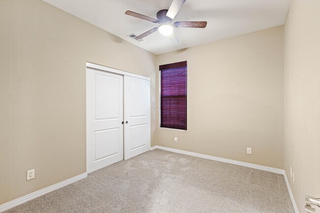 Building Photo - 52178 Rosewood Ln