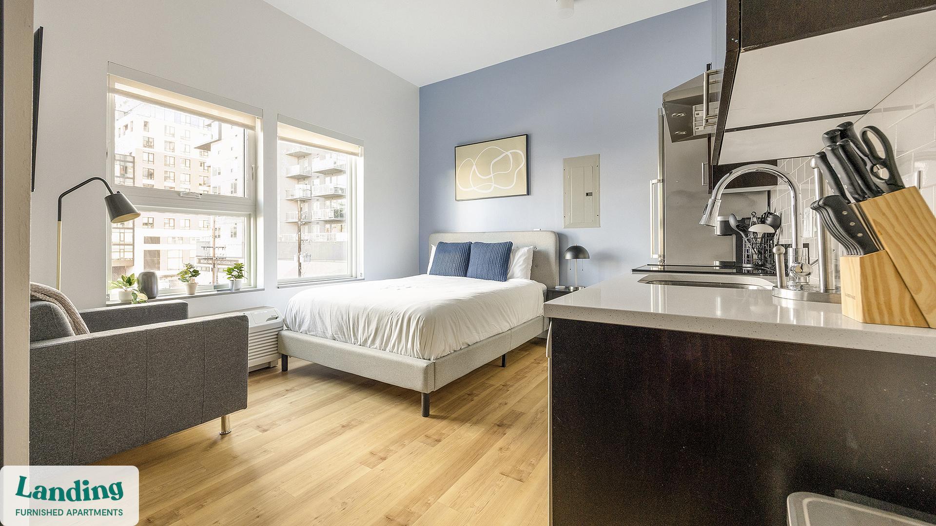 Building Photo - 135 Adams St