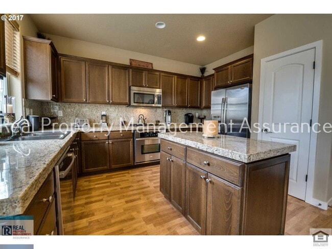 Building Photo - 13933 SW Walnut Creek Way