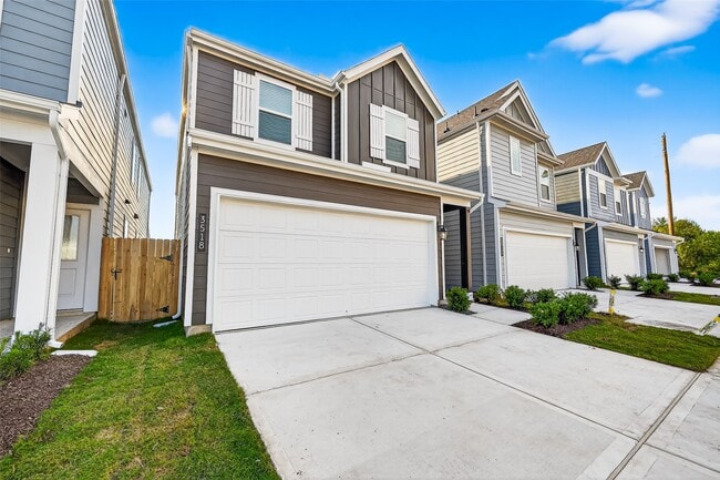 Building Photo - 3518 Blue Mockingbird St