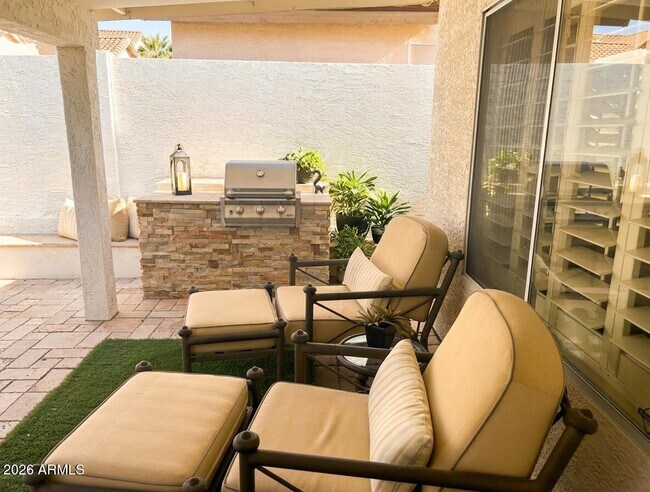 Building Photo - 10360 E Sutton Dr