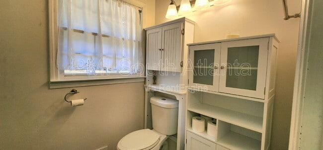 Building Photo - 1240 Flat Rock Rd