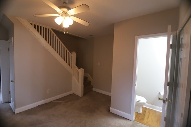 Building Photo - 309 E 6th Ave