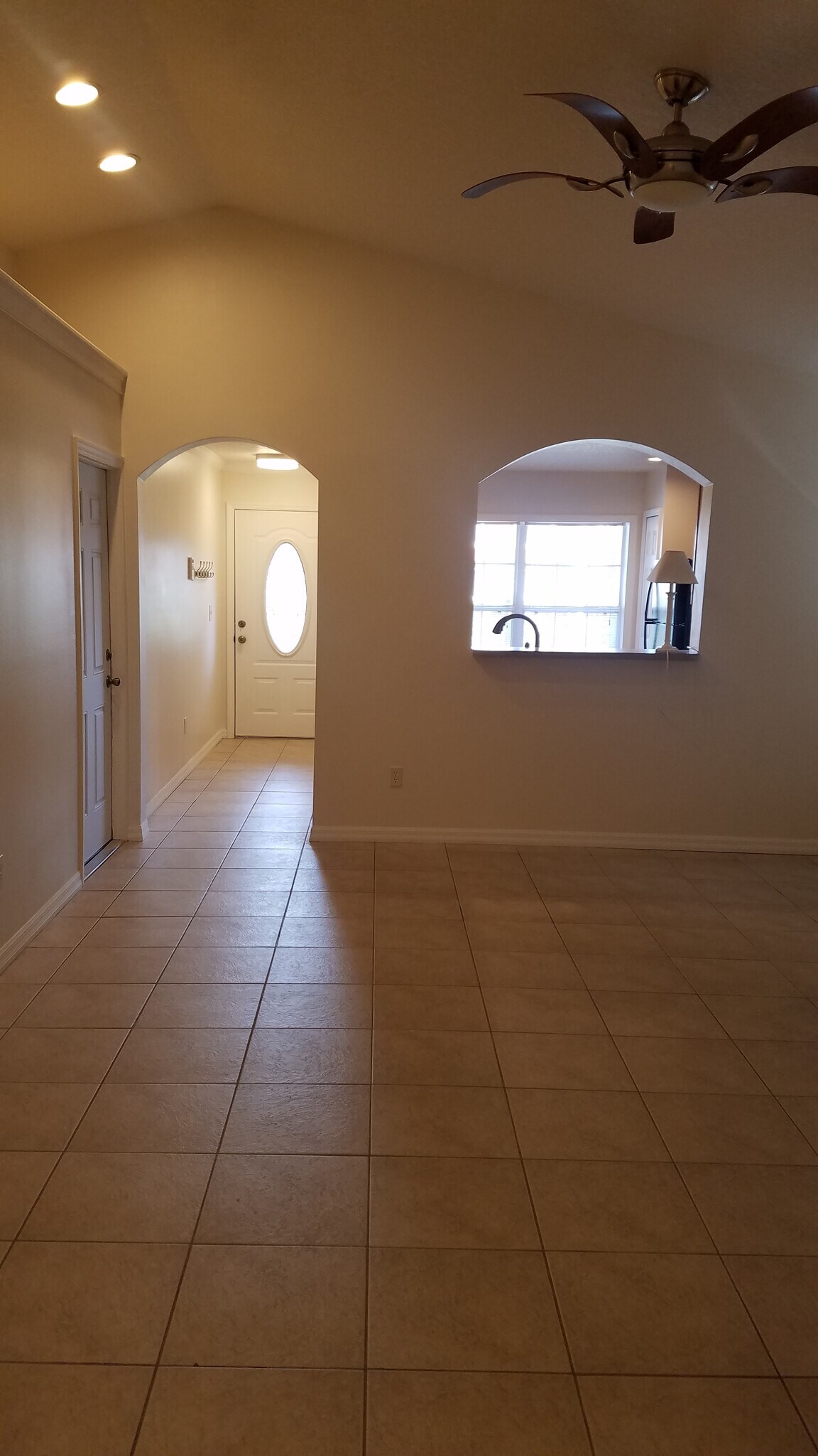 Building Photo - 2306 S Bumby Ave