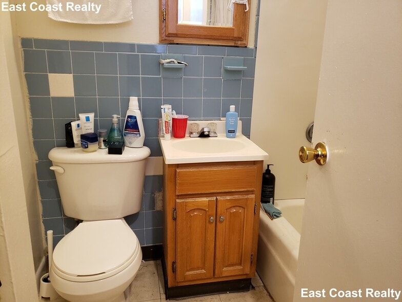 Building Photo - 1120 Commonwealth Ave