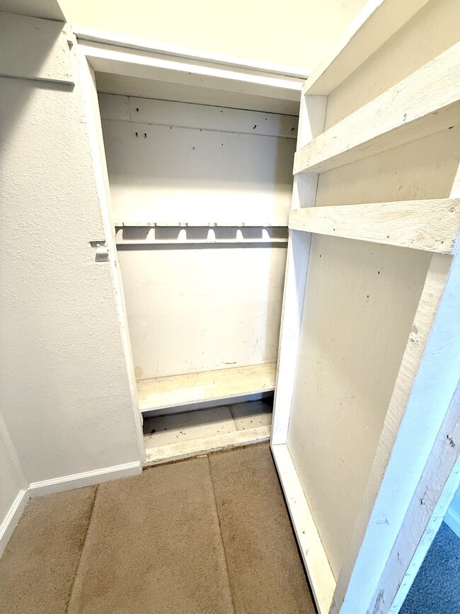 Building Photo - 5566 OK-199