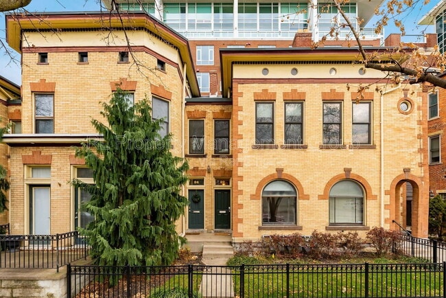Building Photo - 22 W 4th Ave