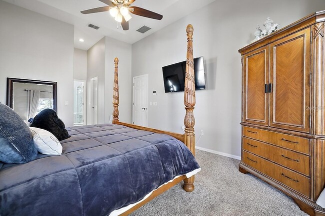 Building Photo - 2847 Majestic Isle Dr