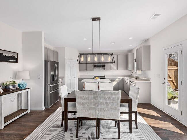 Building Photo - Beautiful Home with Room to Spare in Arden!