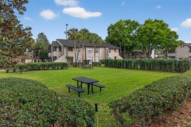 Building Photo - 2929 Antique Oaks Cir