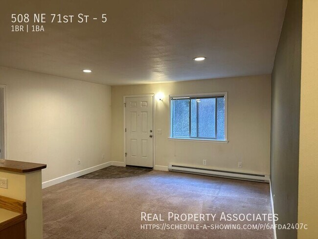 Building Photo - 508 NE 71st St