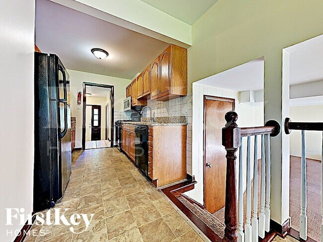 Building Photo - 22600 Amy Dr