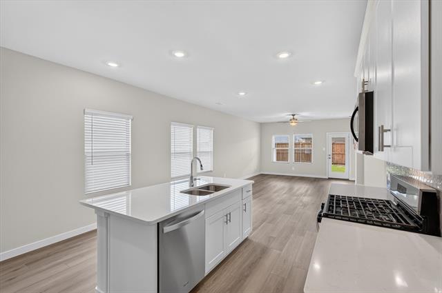 Building Photo - 3048 Belton Dr