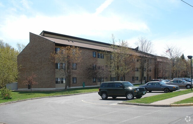Building Photo - Princeton Apartments