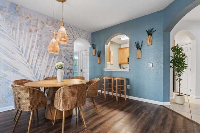 Building Photo - 4102 Breakview Dr