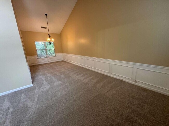 Building Photo - 1060 Litchfield Way SW