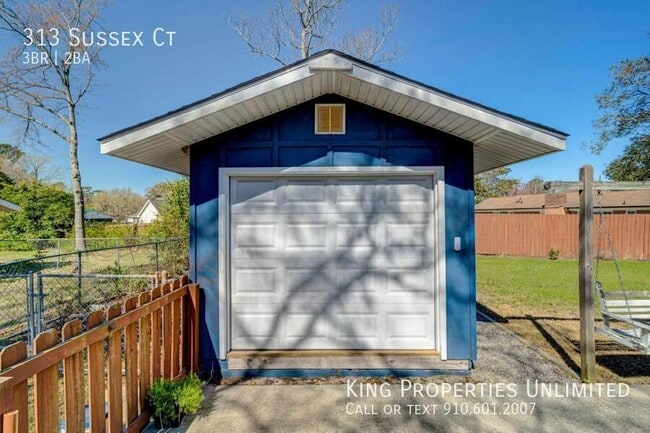 Building Photo - 313 Sussex Ct