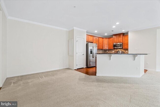 Building Photo - 6511 Walcott Ln