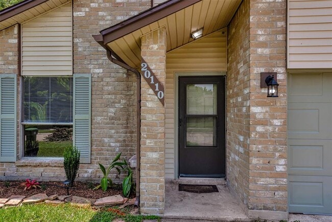 Building Photo - 20110 Misty Pines Dr